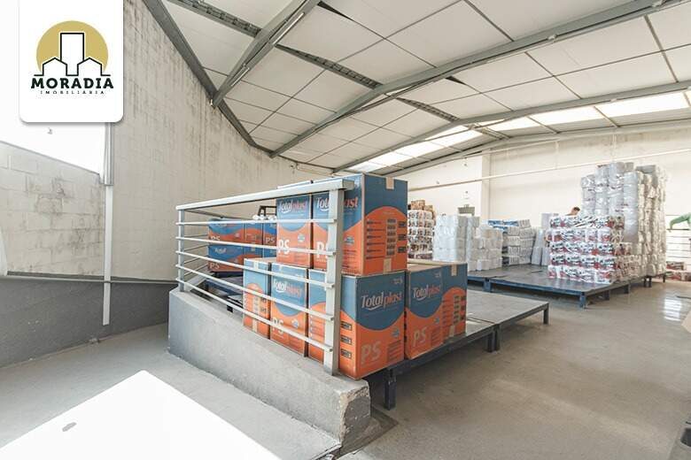 Galpão para alugar com 600,00 m² no Parque Veneza em Santana do Paraíso