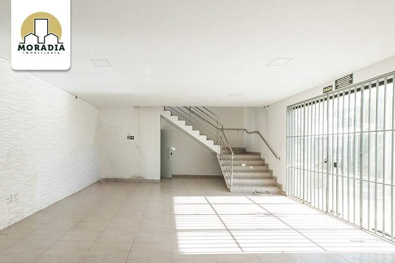 Galpão para alugar com 600,00 m² no Parque Veneza em Santana do Paraíso