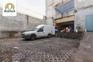 Galpão para alugar com 600,00 m² no Parque Veneza em Santana do Paraíso