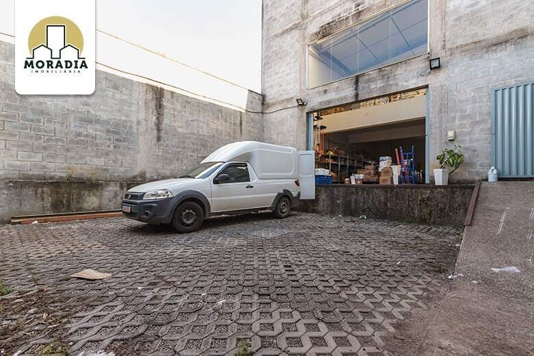 Galpão para alugar com 600,00 m² no Parque Veneza em Santana do Paraíso